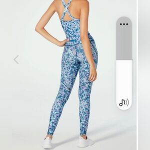 3pc Cycle House by Marika reversible ankle legging + crop top+ low impact bra